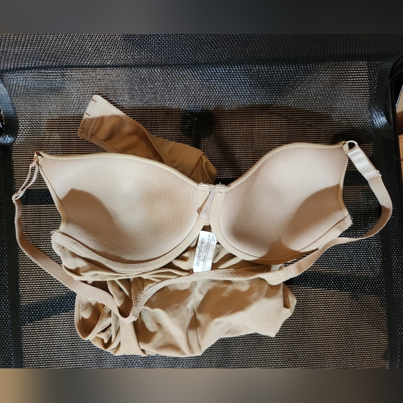 Inspirations Maidenform full torso shapewear 36C nude Lightly Padded - Picture 5 of 5